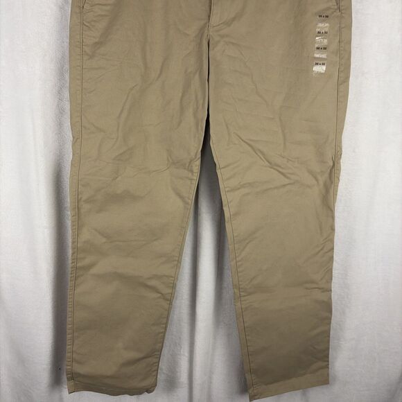 Gap Mens Essential Khaki Straight Pants Beige 38x32 Stretch Waist Mid Rise NWT - Picture 2 of 6